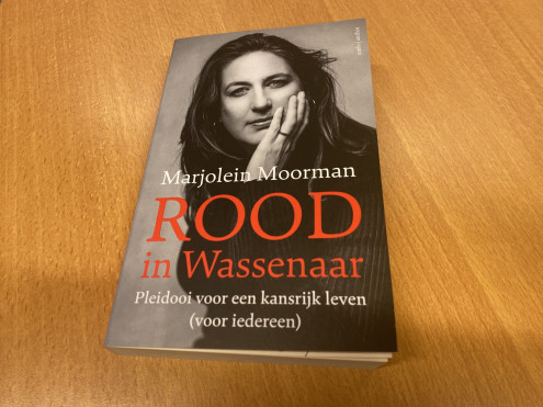 Boek Marjolein Moorman: Rood in Wassenaar