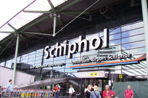 “Schiphol is een open poort naar ondermijning en criminaliteit in Amsterdam.”